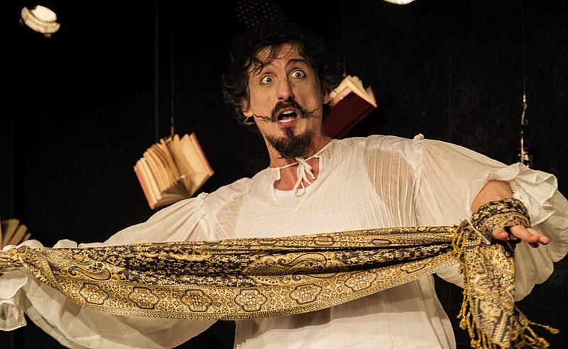 Sucesso de público e crítica, a comédia “As Artimanhas de Molière” volta aos palcos da Cidade das Artes, na Barra da Tijuca