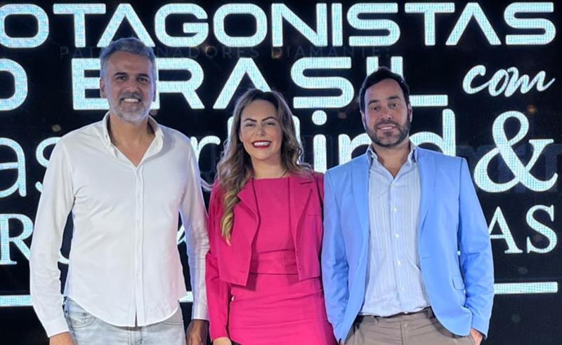 Regina Nunes participa do evento “Protagonistas do Brasil” com Master Mind e Fórum das Américas, reforçando o diálogo entre liderança, inovação e desenvolvimento
