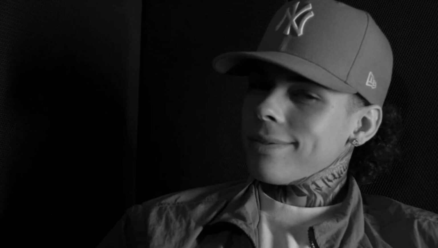 MC PH e Los Brasileros conectam rua e mainstream no novo single “Vivendo no Topo”