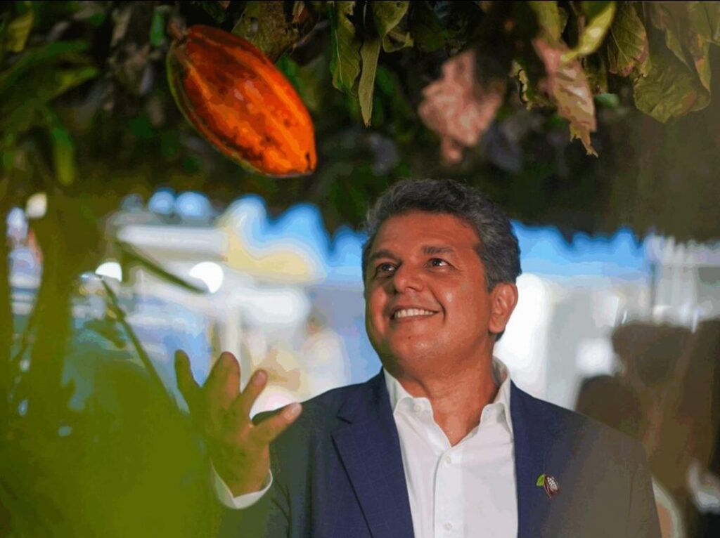 A era do Cacau: conheça a trajetória do empresário brasileiro que ajudou a tornar o fruto numa potência econômica e turística