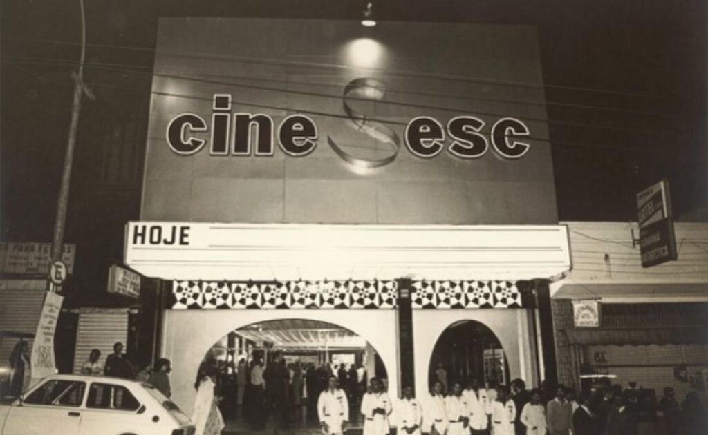 CineSesc recria atmosfera dos cinemas de rua paulistanos com ambientação inédita e mostra gratuita de filmes clássicos